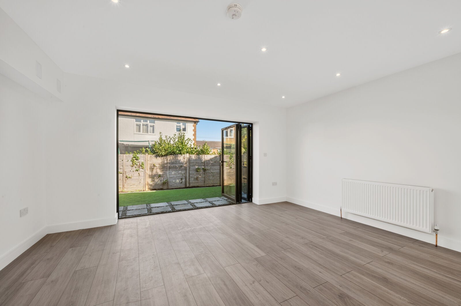 House Kent Way in Greater London