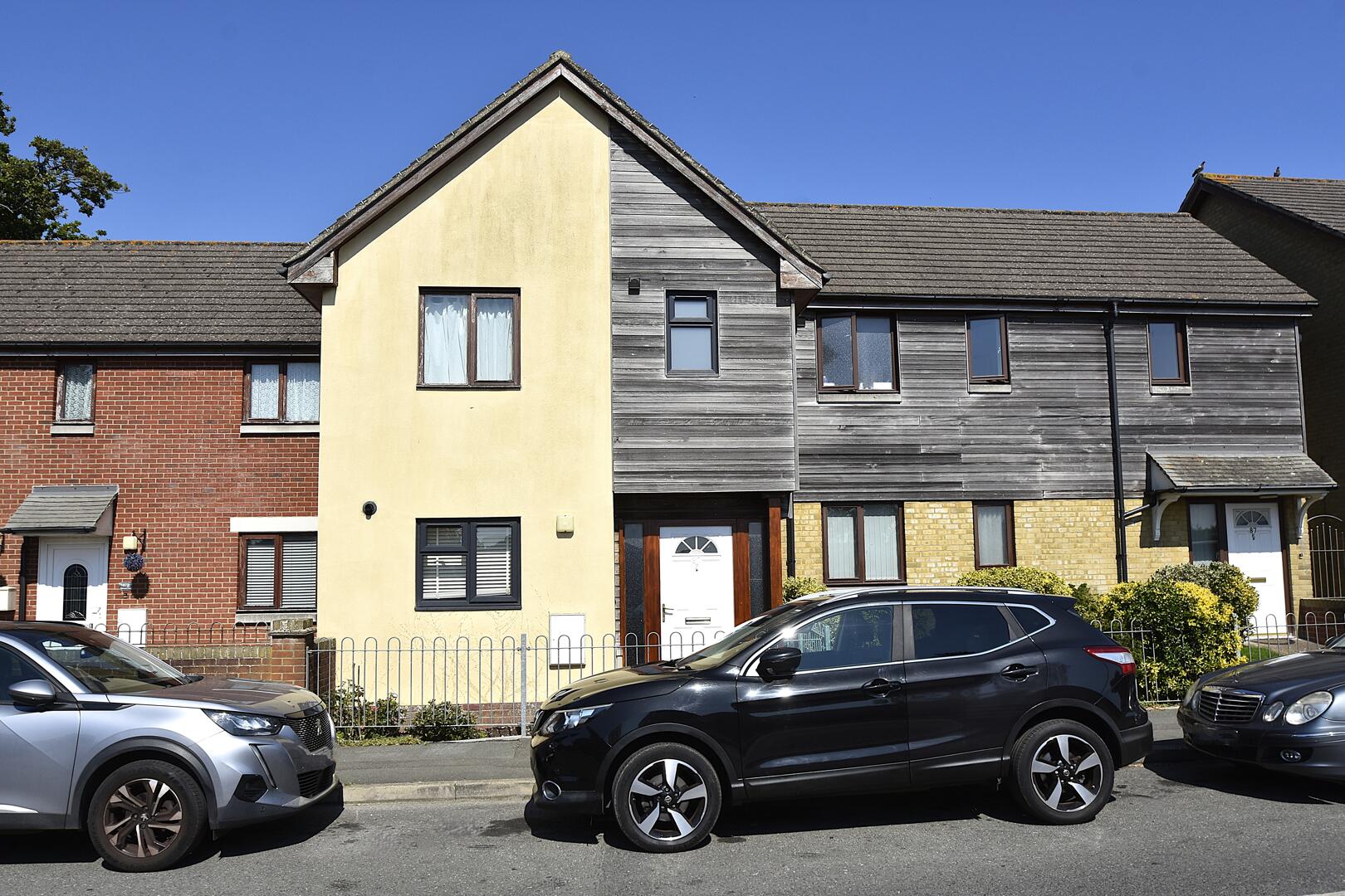 House Perowne Way in Sandown