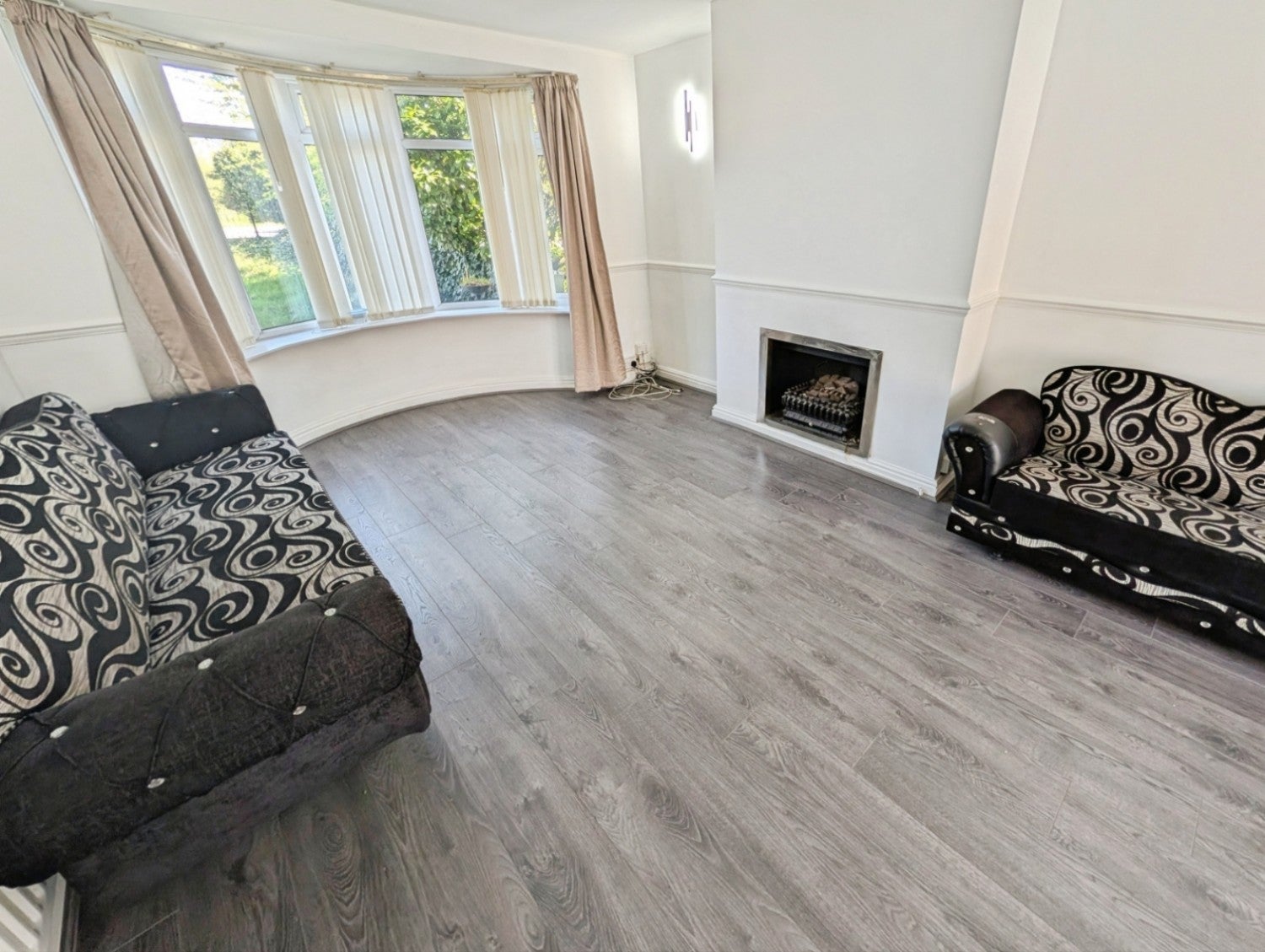 House Sedgley Road in Coseley