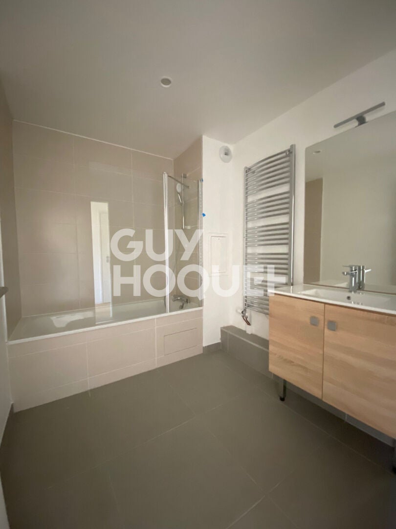 Flat Rue des Prairies in Paris