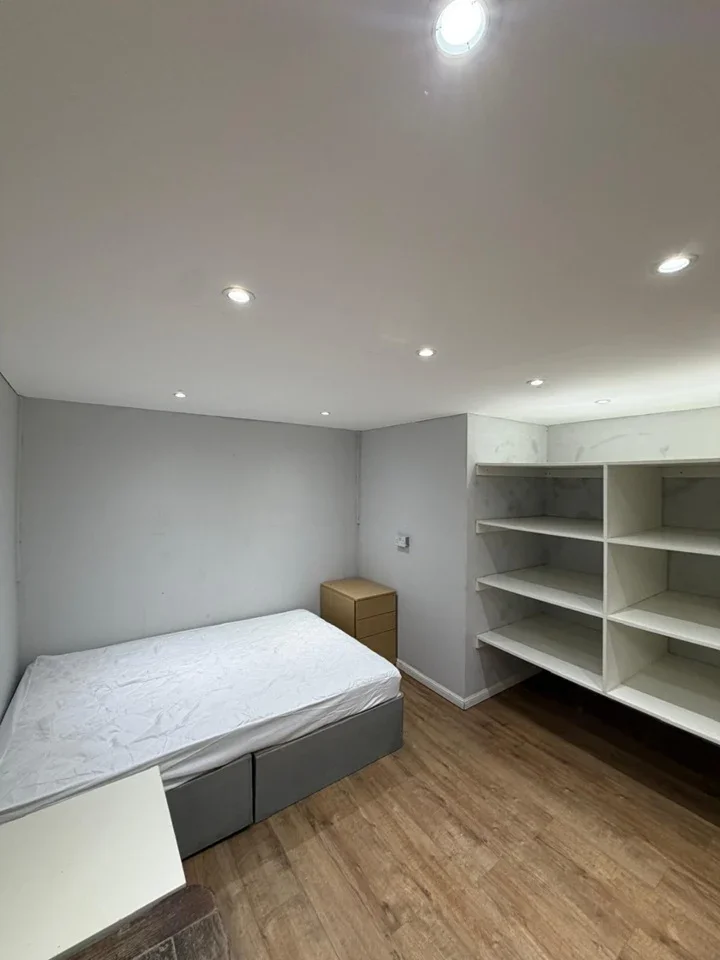 Flat Market Place in Chalfont St Peter