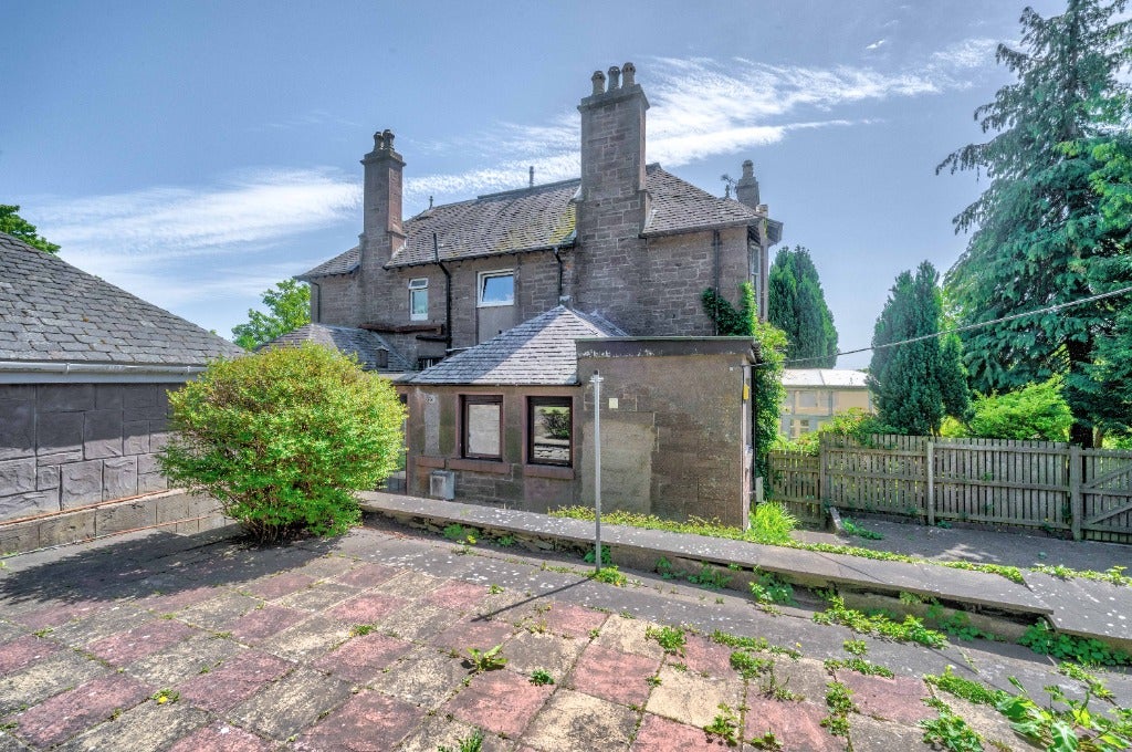 House Dalkeith Road in Dundee