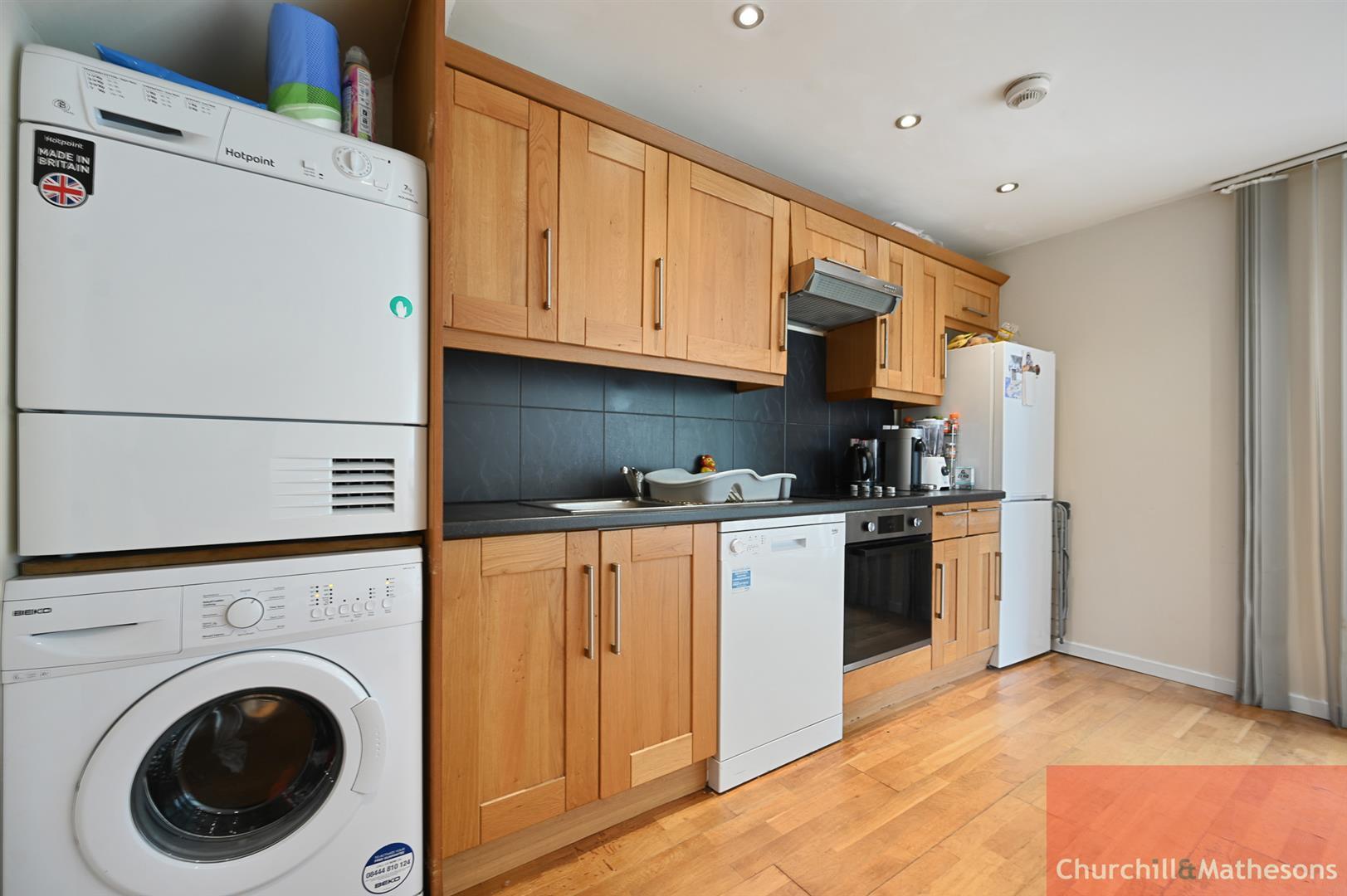 Flat Bloomsbury Close in Greater London