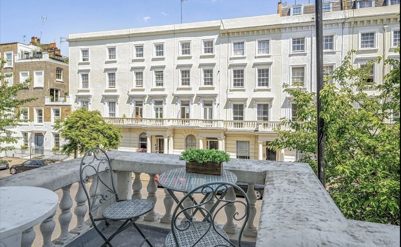 Flat Sutherland Street in City of Westminster