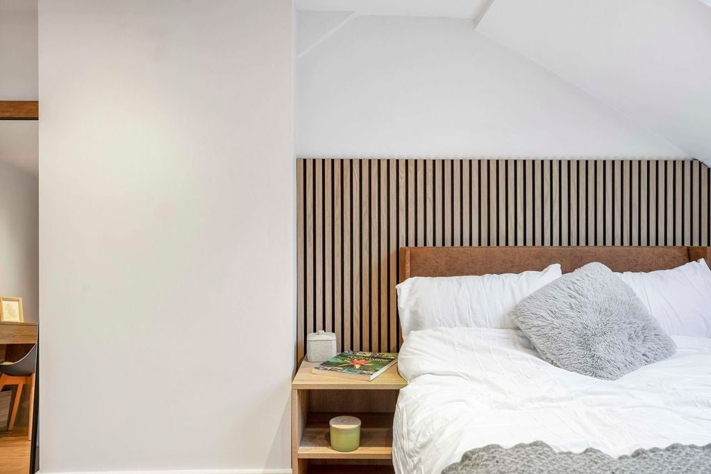 Room Holbeach Road in Greater London