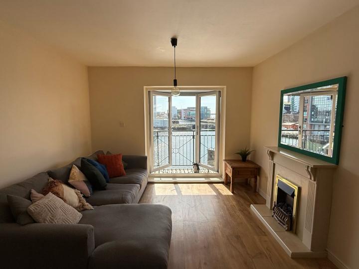 Flat Waterloo Road in Liverpool