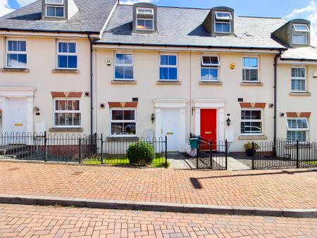 House Tir John North Road in Swansea