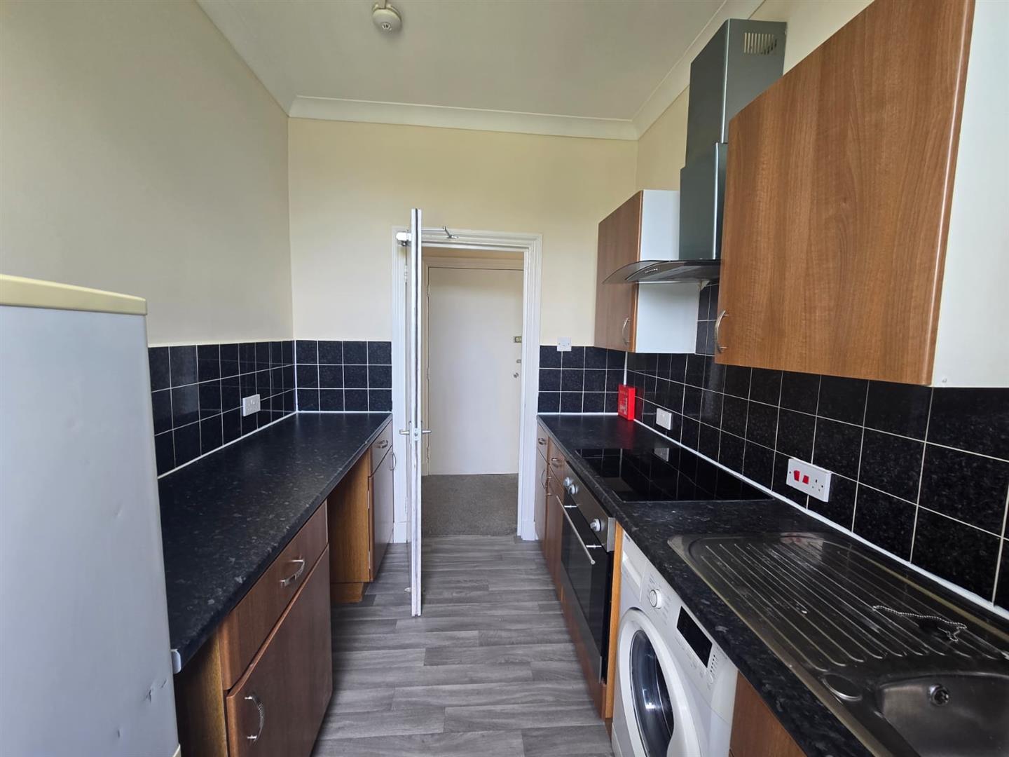Flat Vicarage Park in Greater London