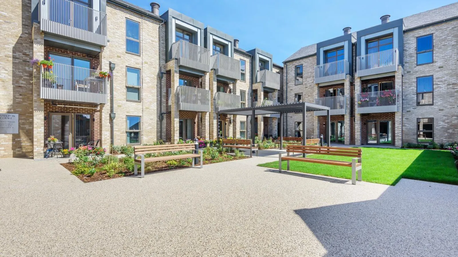 Flat New Windsor Street in Greater London
