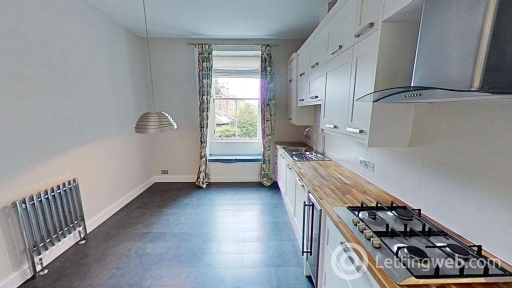 Flat James Street in City of Edinburgh