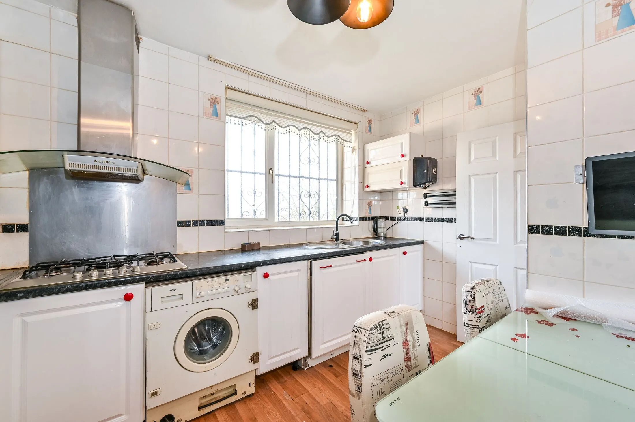 Flat Burma Court in Greater London