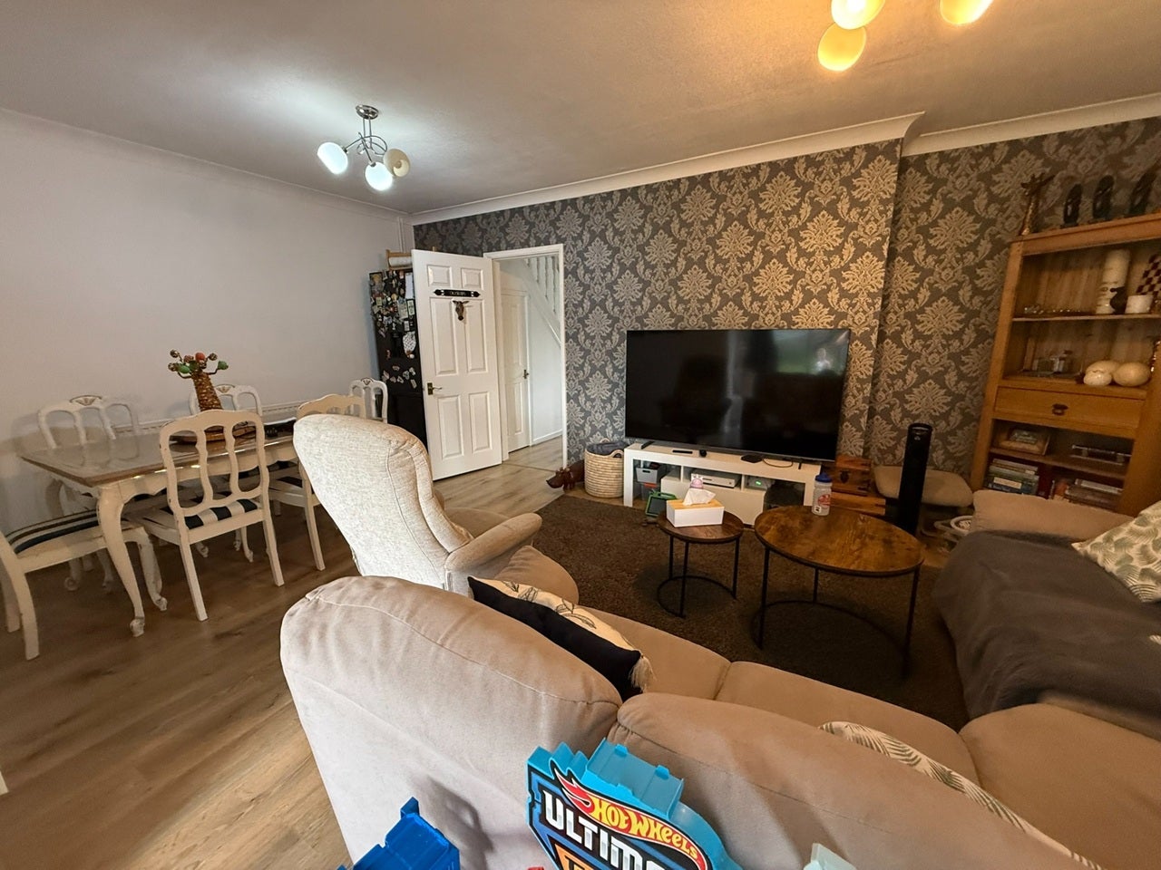 House Coombe Rise in Oadby and Wigston