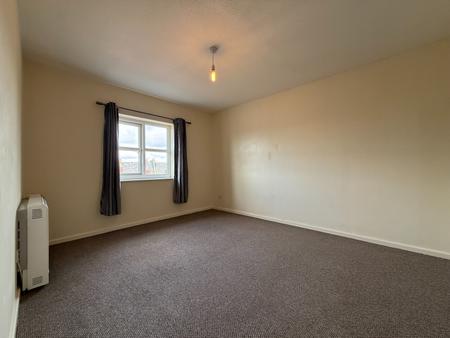 Flat Torrisdale Close in Bolton