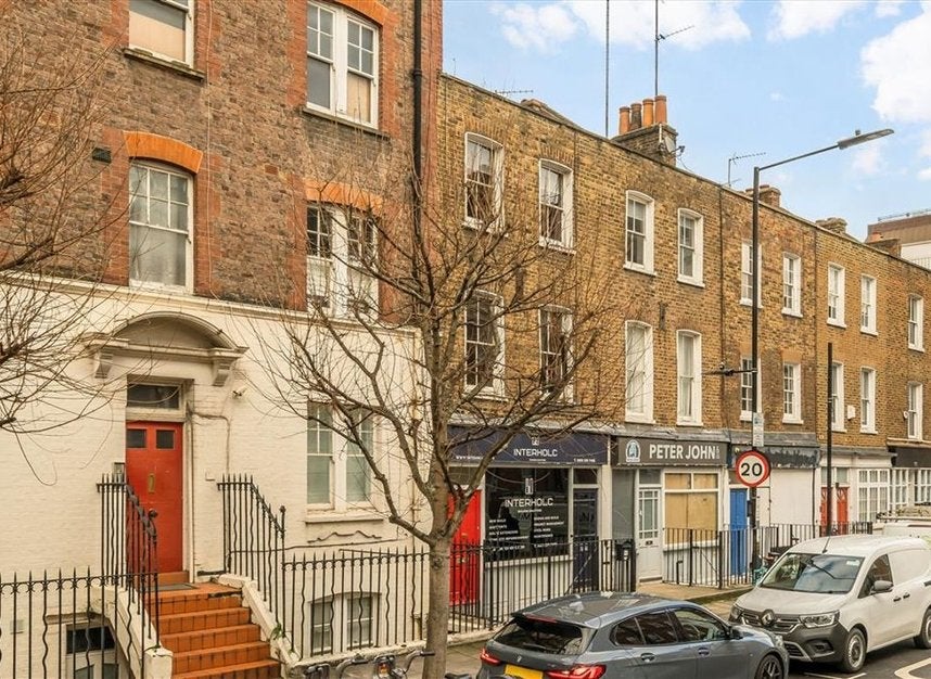 Flat Bell Street in City of Westminster