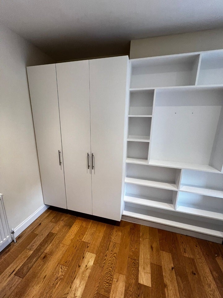 Flat Lower Addiscombe Road in Greater London