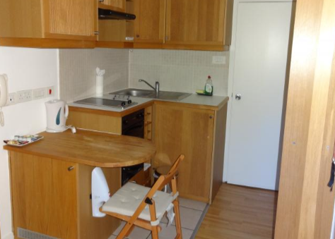 Flat Cartwright Gardens in Greater London
