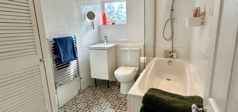 Room Lakedale Road in Greater London