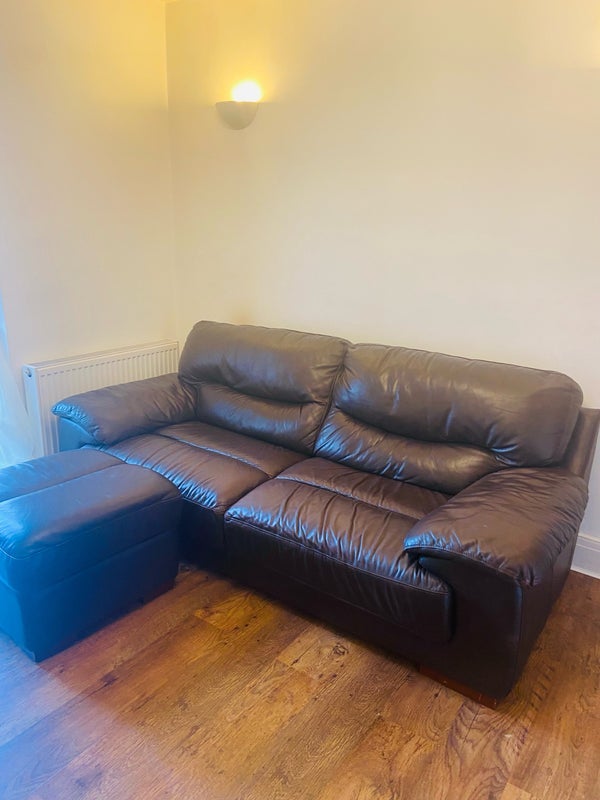 Room Lewington Road in Bristol