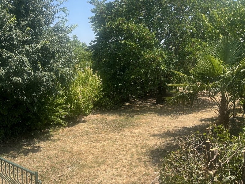 House Route de Glatens in Beaumont-de-Lomagne