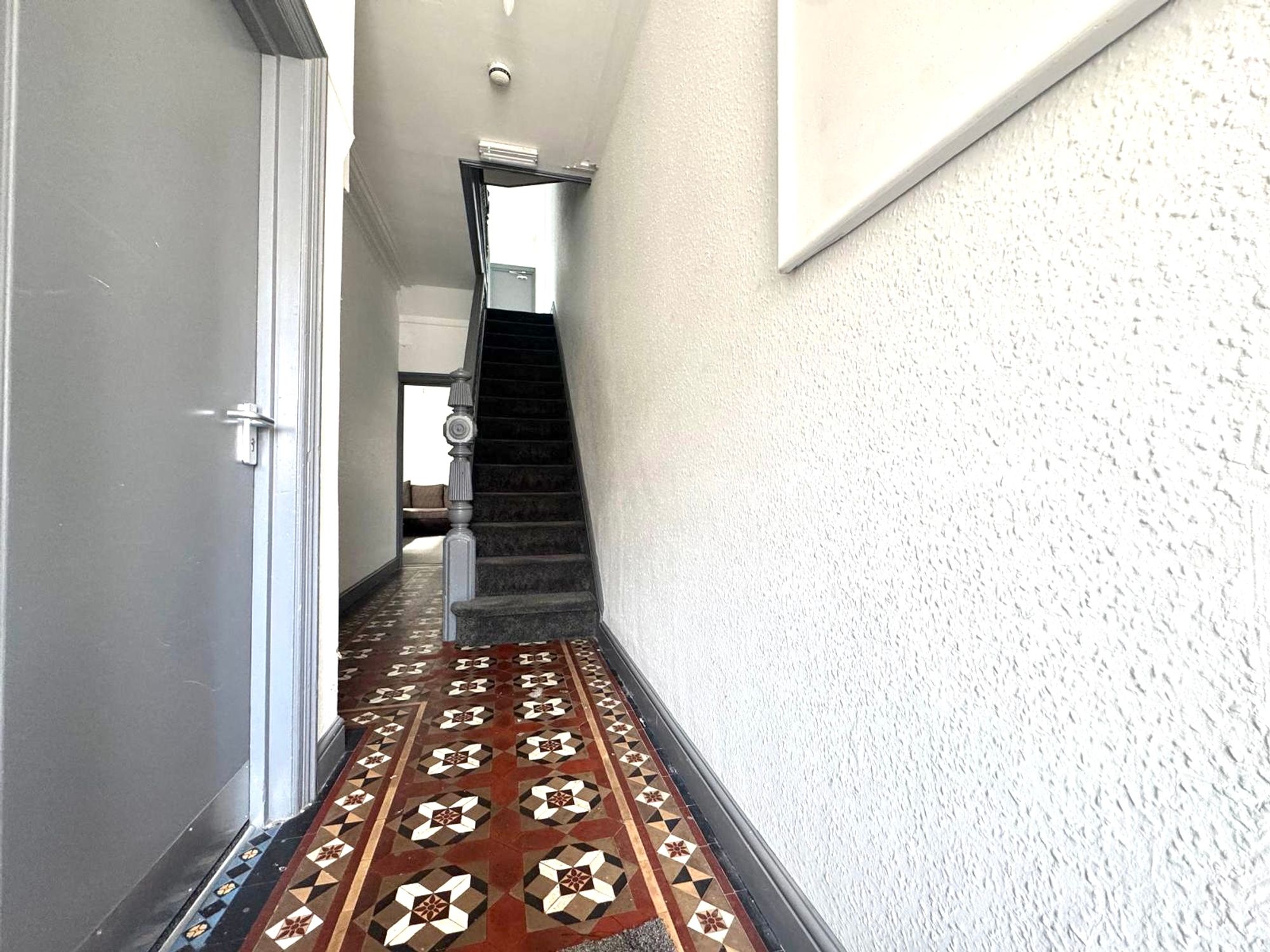 Room Mackintosh Place in Cardiff