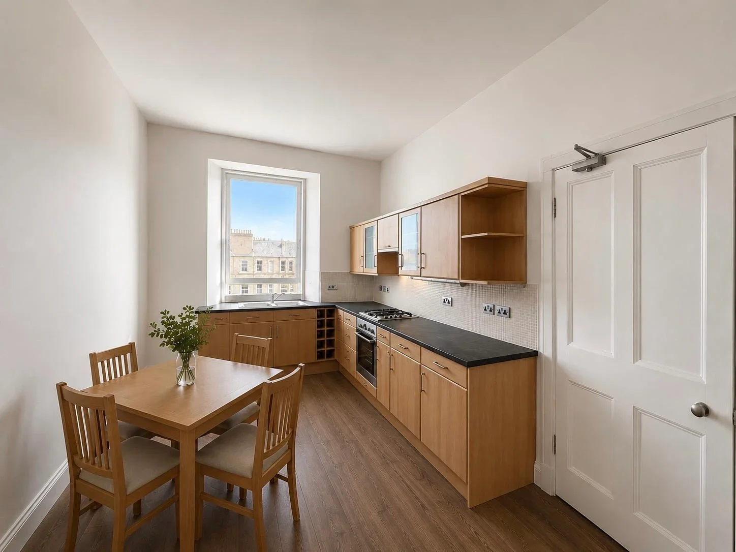 Flat Comely Bank Avenue in City of Edinburgh