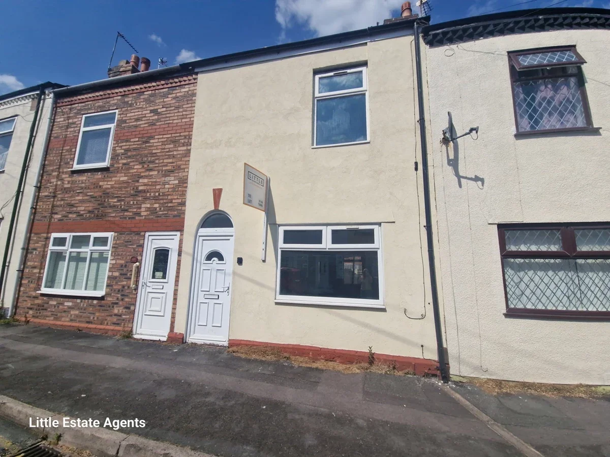 House Ross Street in Widnes