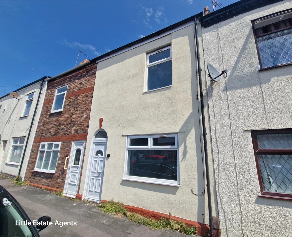 House Ross Street in Widnes
