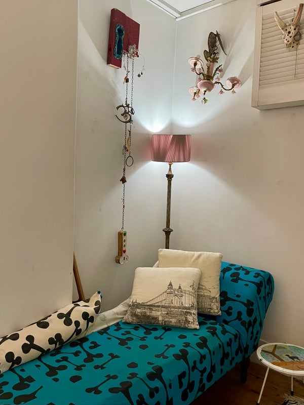Room Ebury Bridge Road in City of Westminster