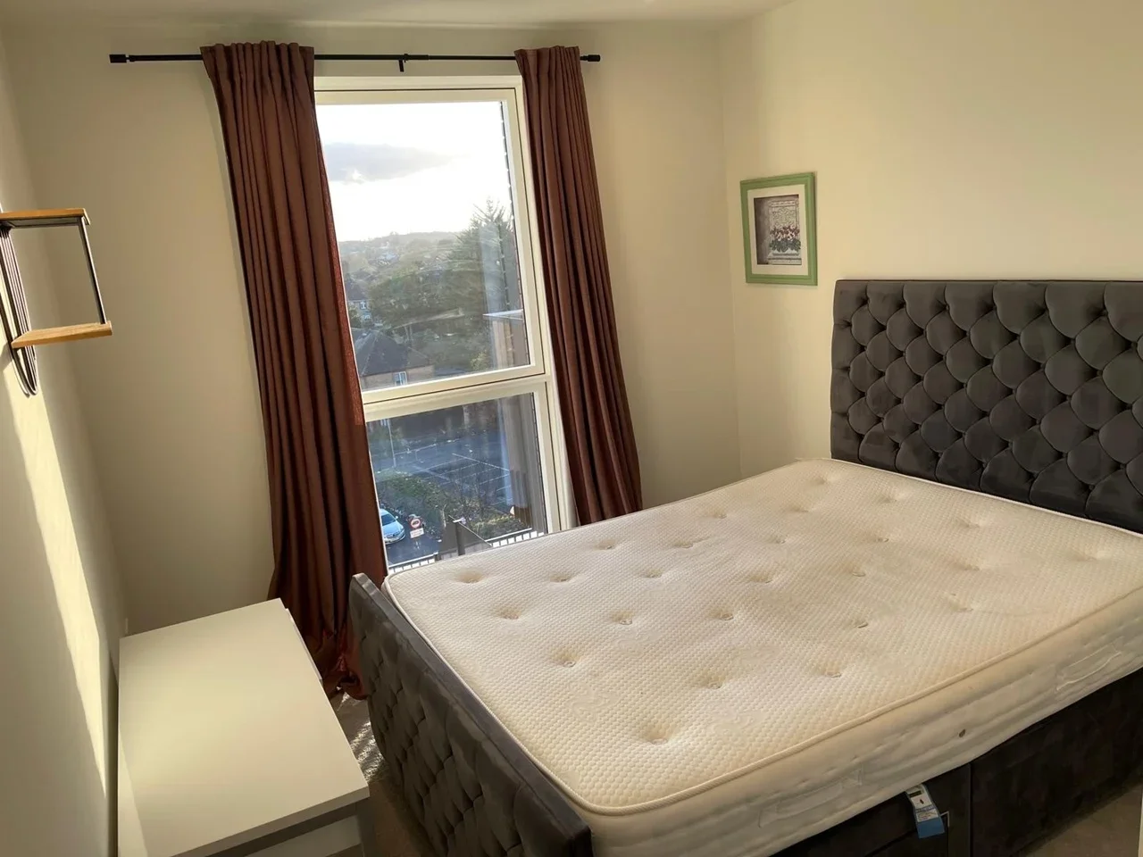 Flat The Hyde in Greater London