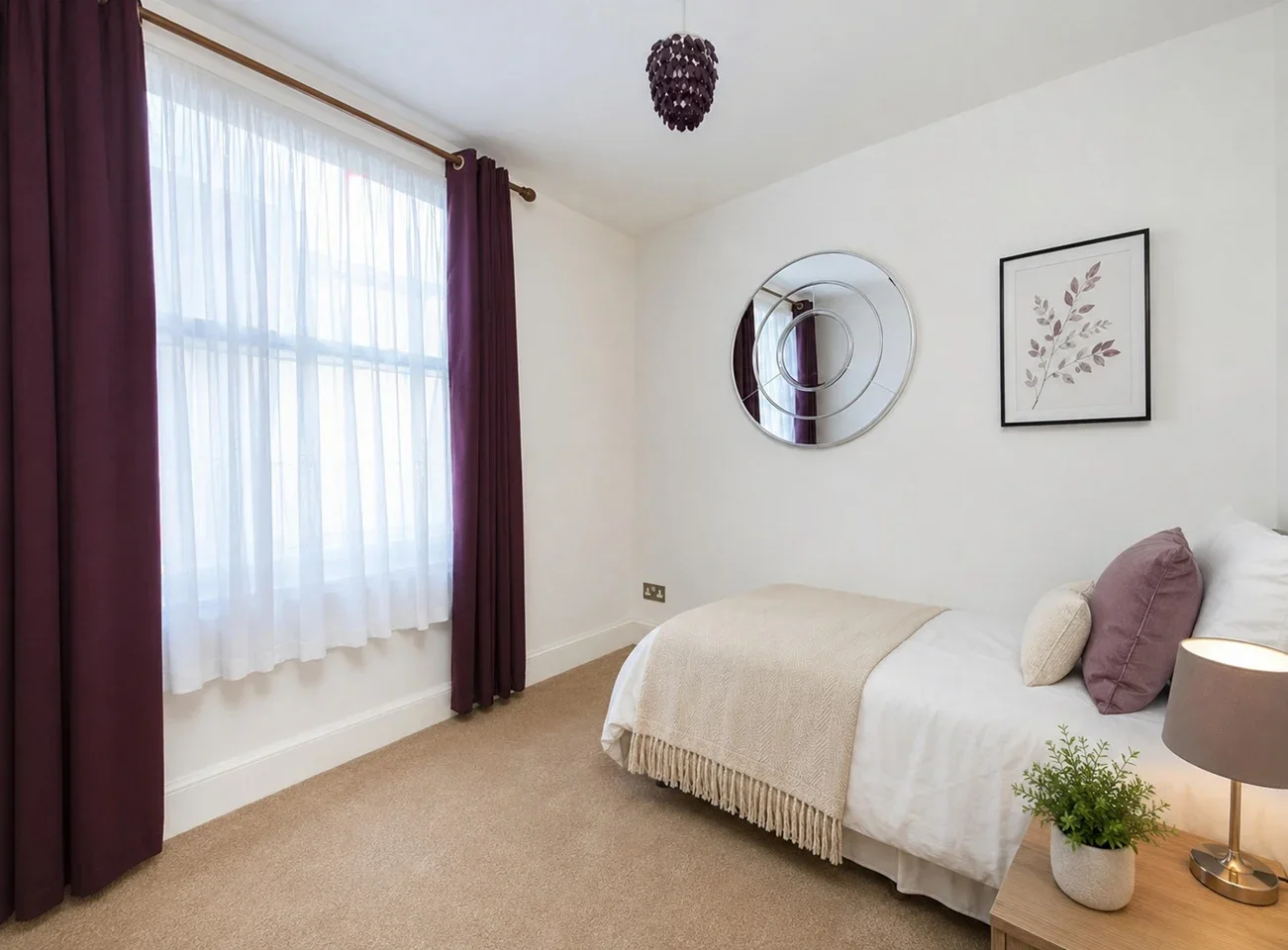 Flat Lee Road in Greater London