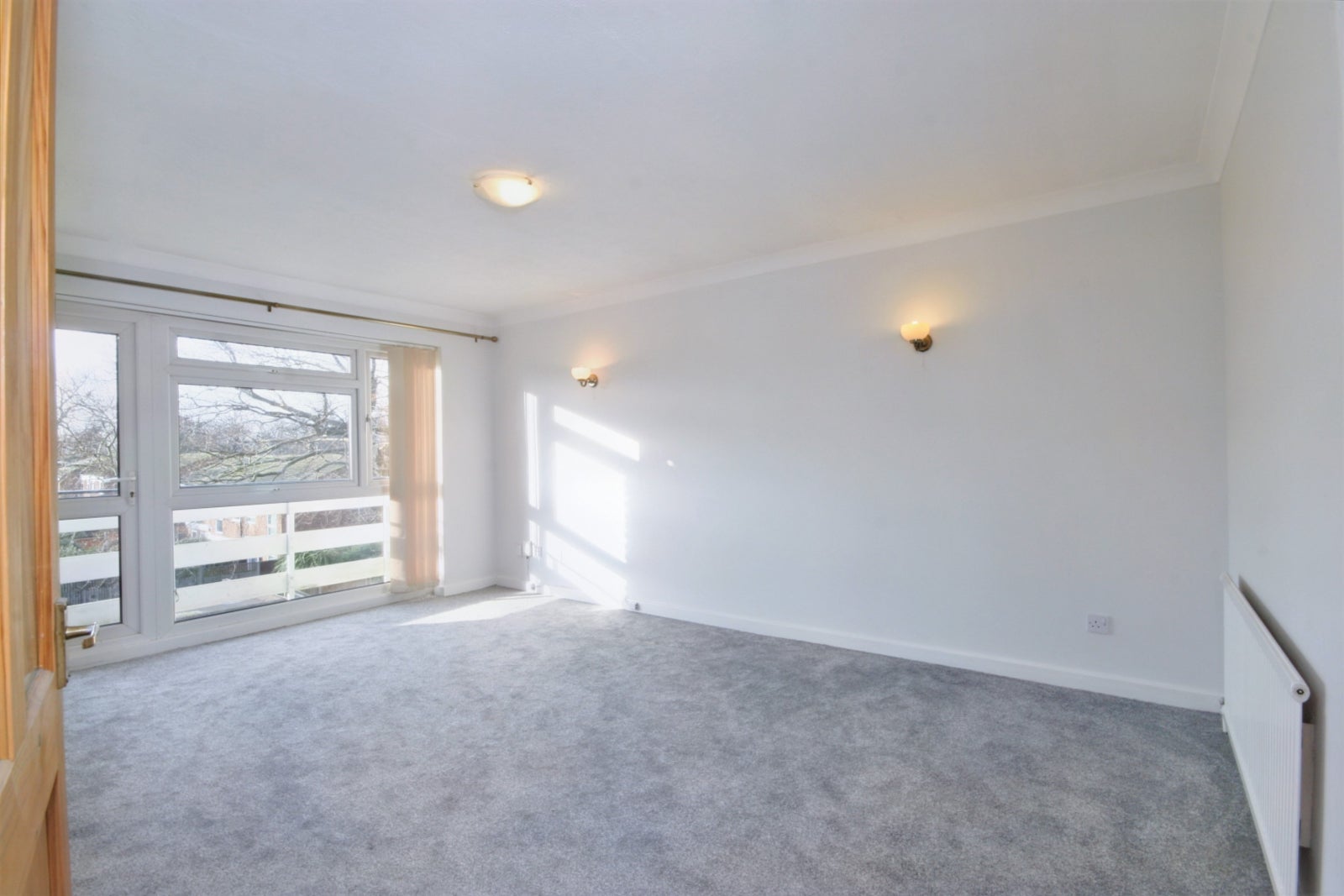 Flat Lakeside in Greater London