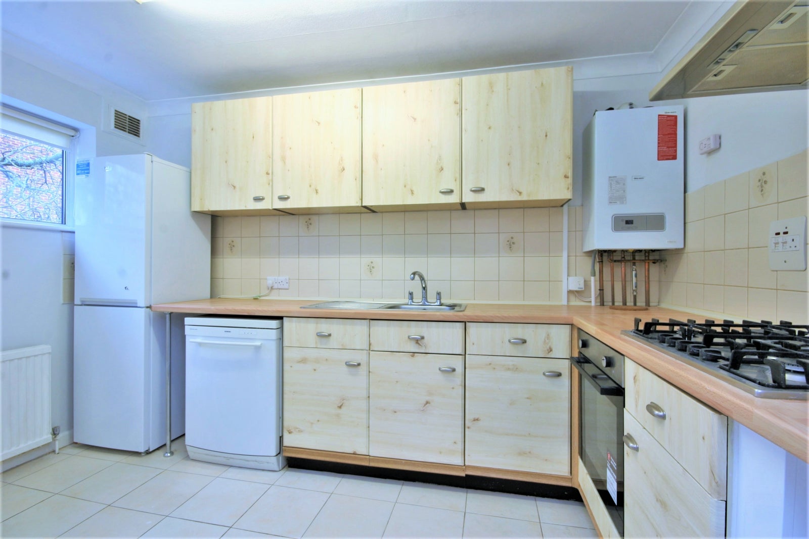 Flat Lakeside in Greater London