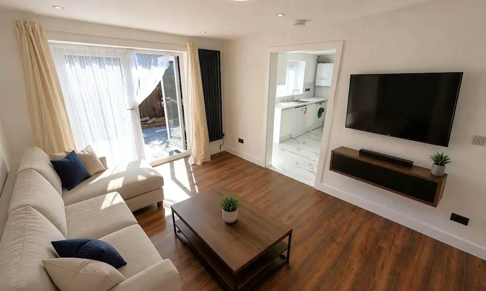Flat Yew Close in Buckhurst Hill