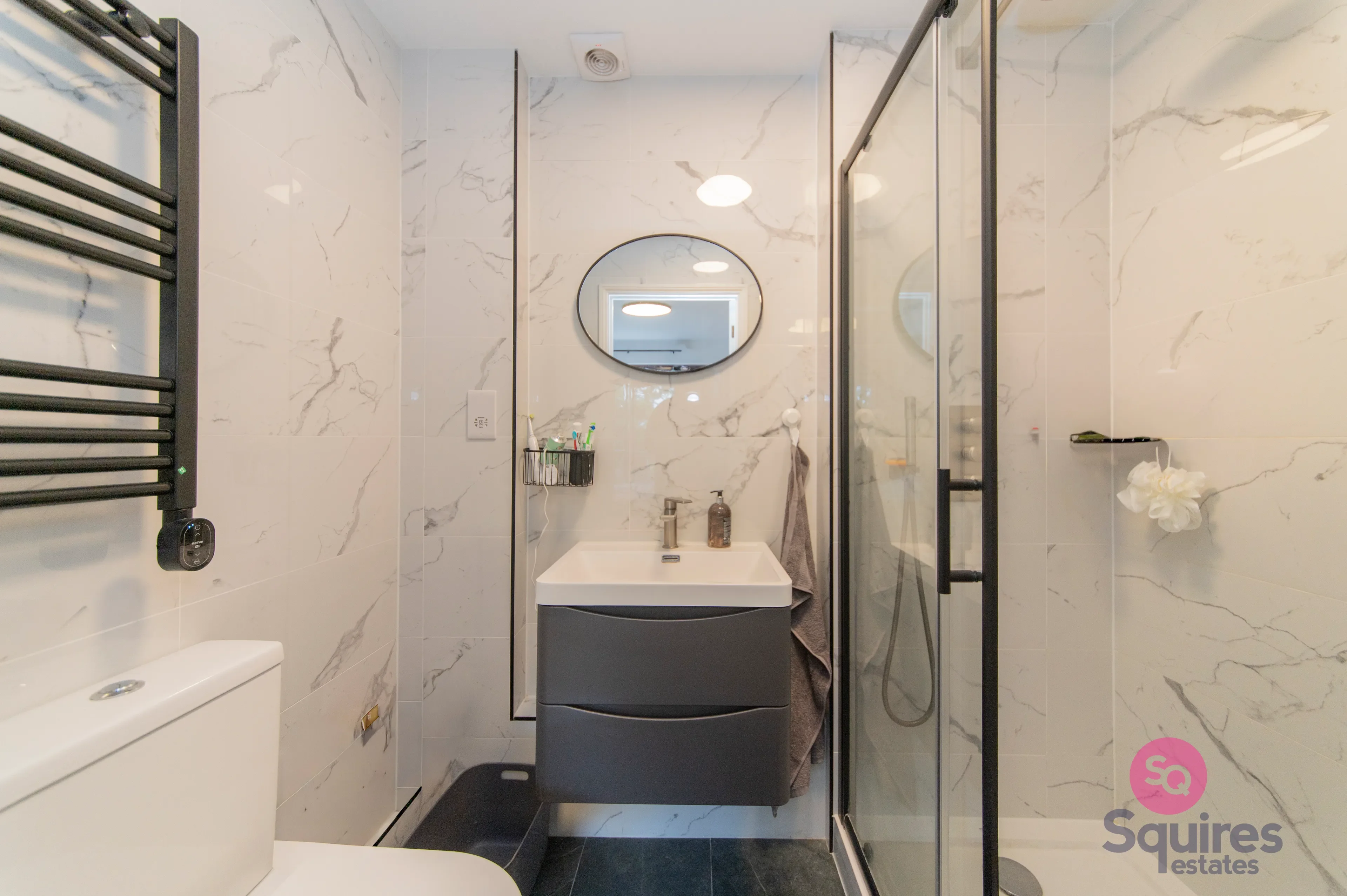 Flat Alexandra Grove in Greater London