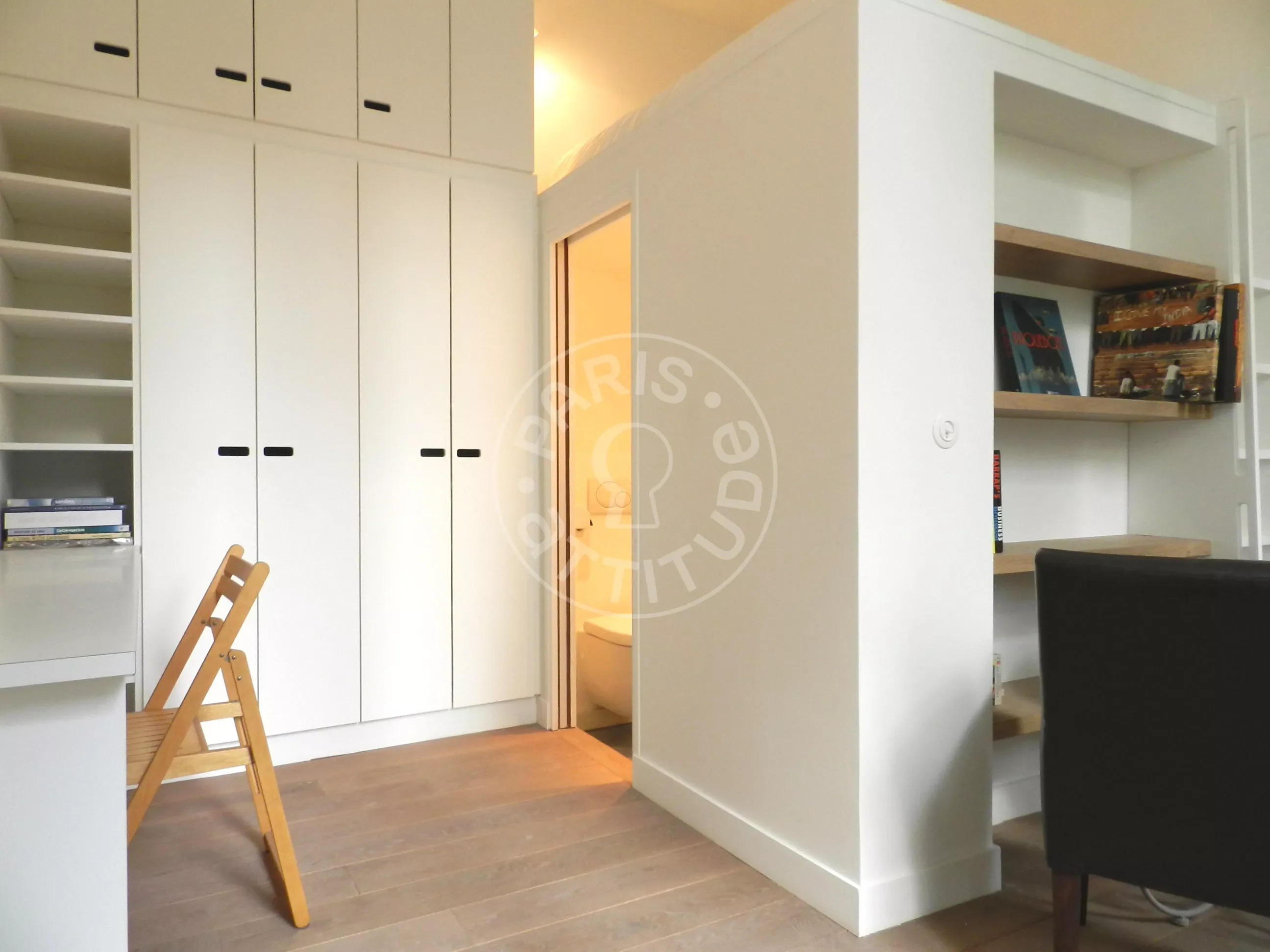 Flat Rue de Grenelle in Paris