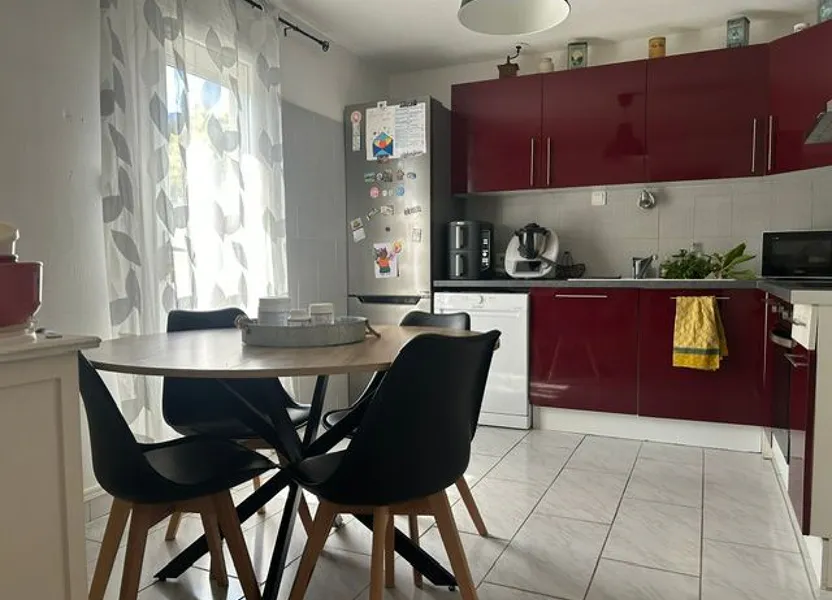 Maison Avenue d'Eguilles à Vedène