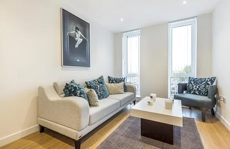Flat Bond Way in Bracknell