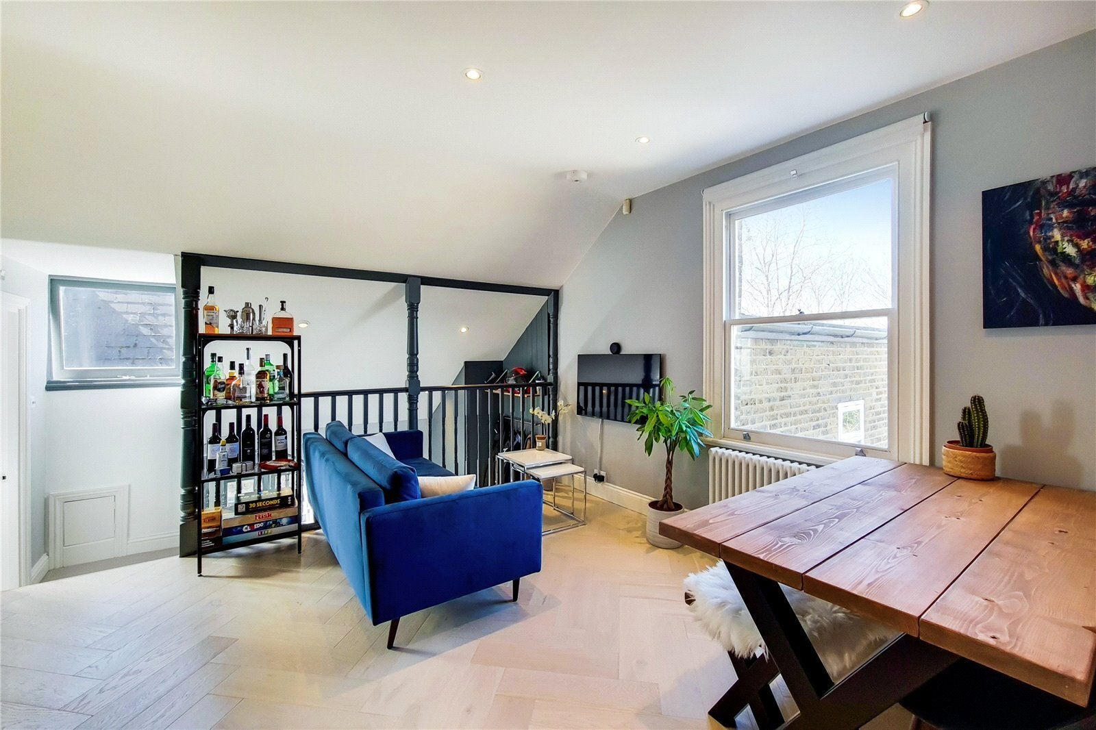 Flat Castelnau in Greater London