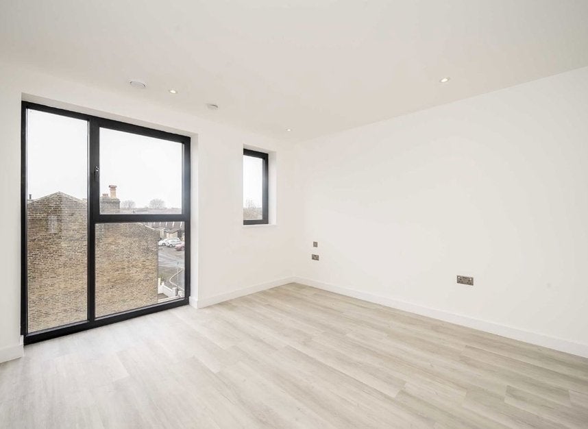 Flat East Road in Greater London