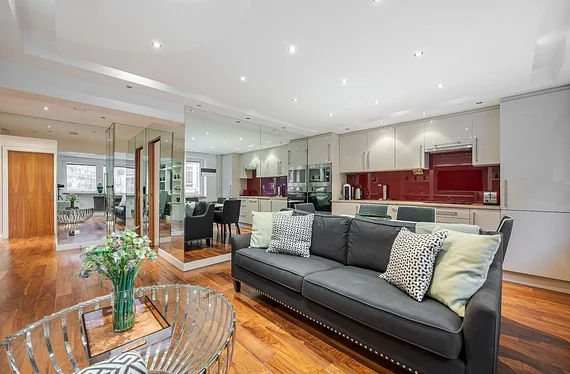 Flat Howick Place in City of Westminster