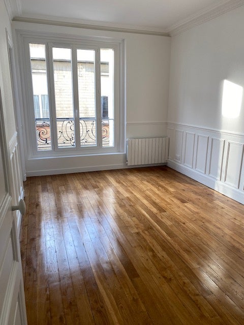 Flat Rue Marius Aufan in Levallois-Perret