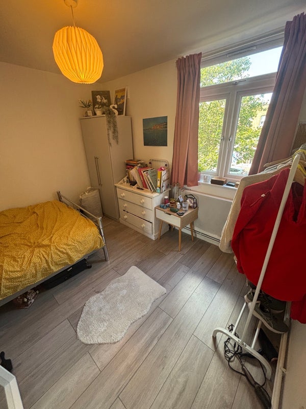 Room Pearson Street in Greater London
