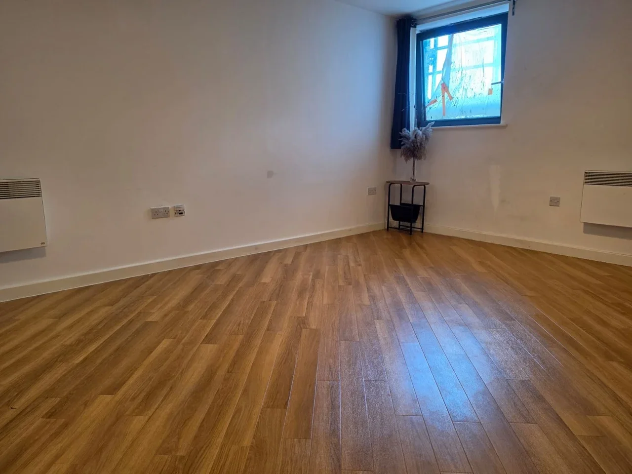 Flat St Albans Road in Watford