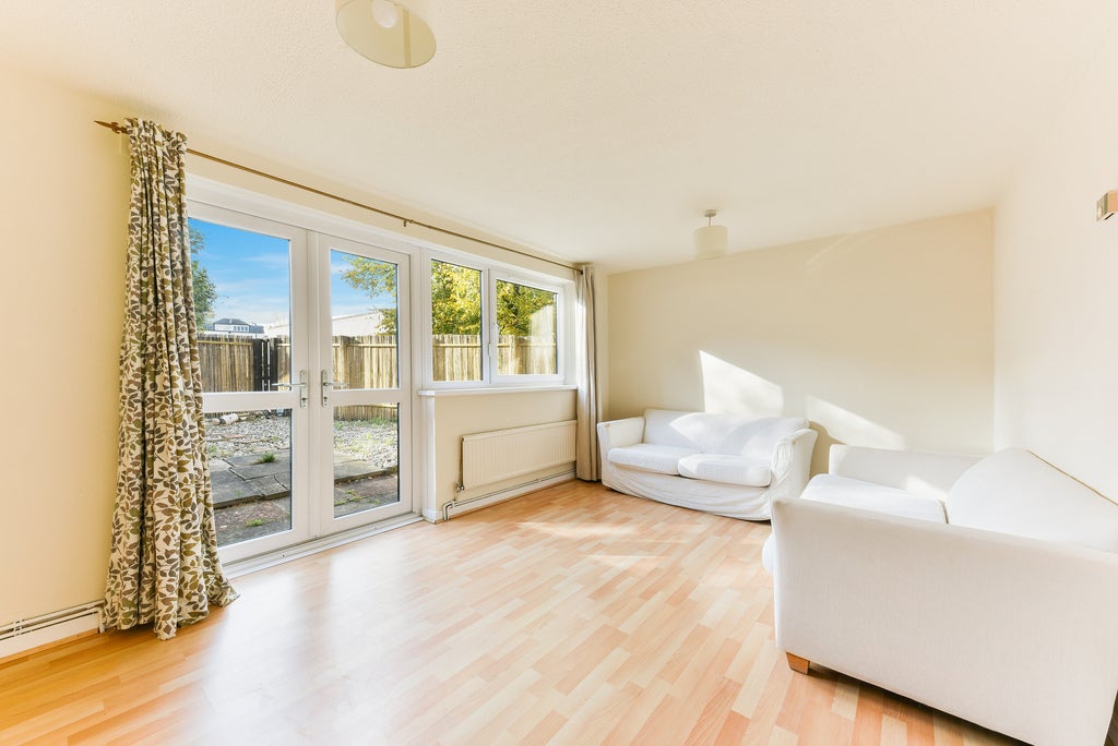 House Ericcson Close in Greater London