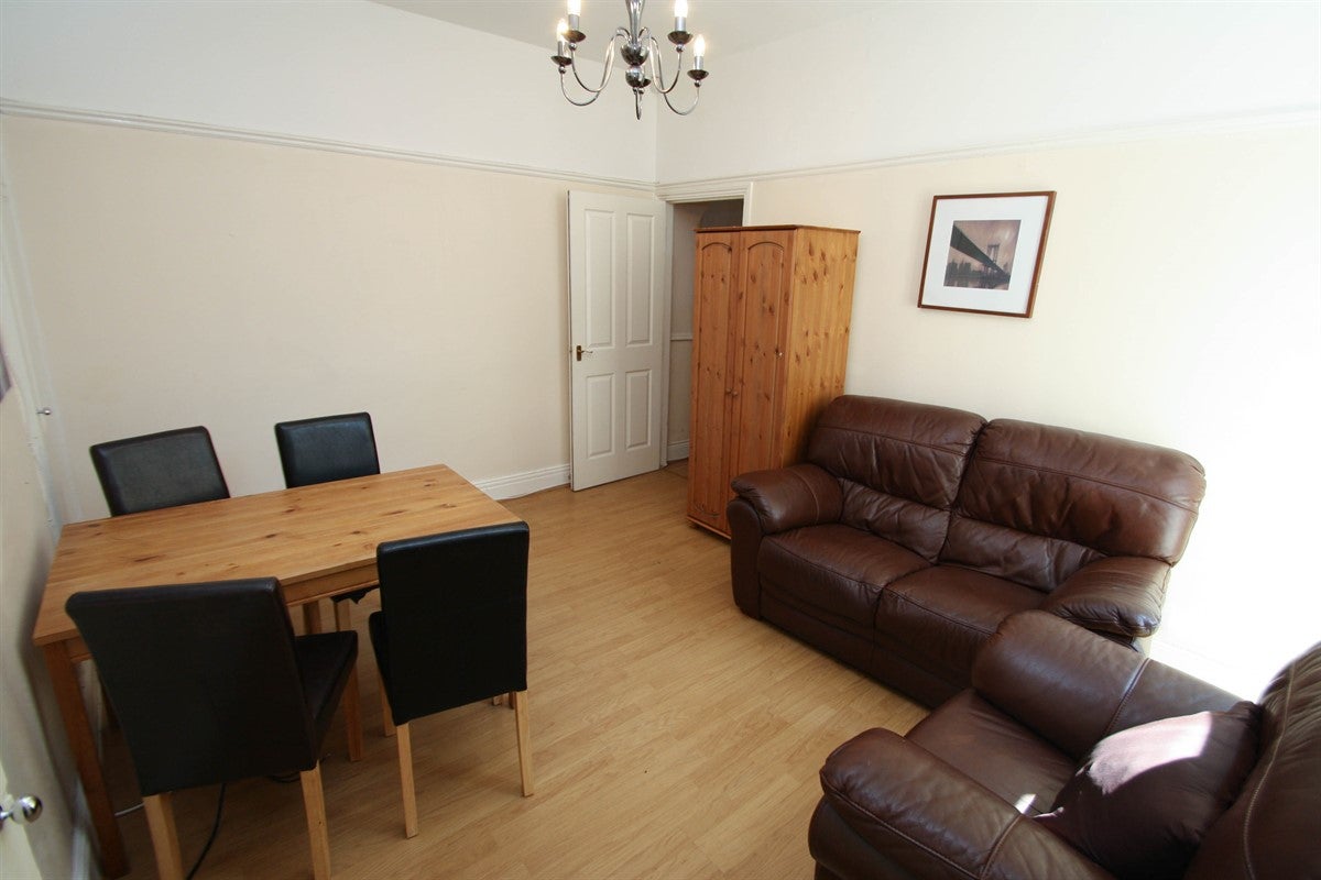 Flat Tavistock Road in Newcastle upon Tyne