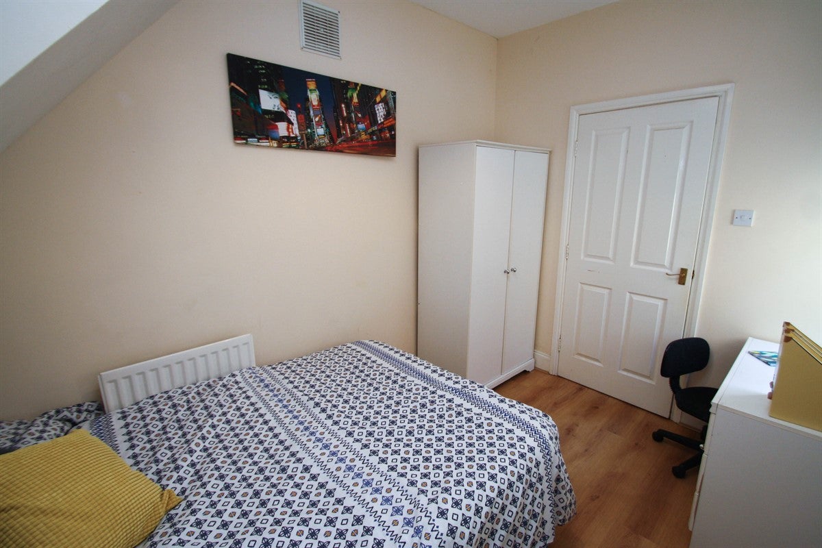 Flat Tavistock Road in Newcastle upon Tyne