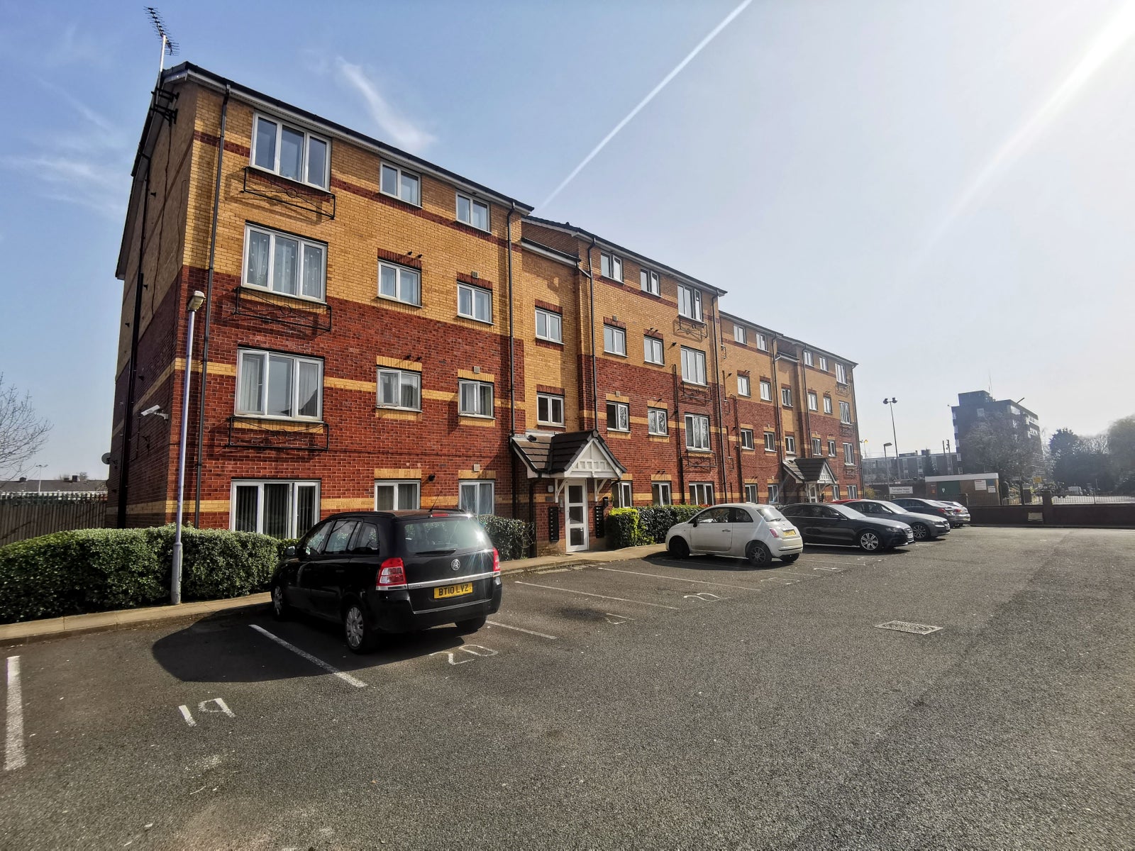 Flat Eccles New Road in Salford