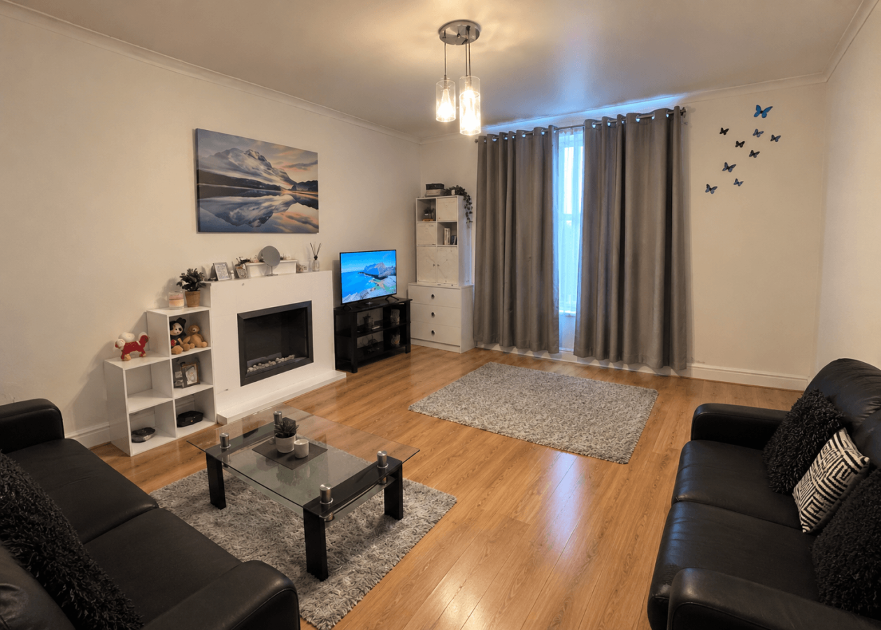 Flat Arklay Place in Dundee