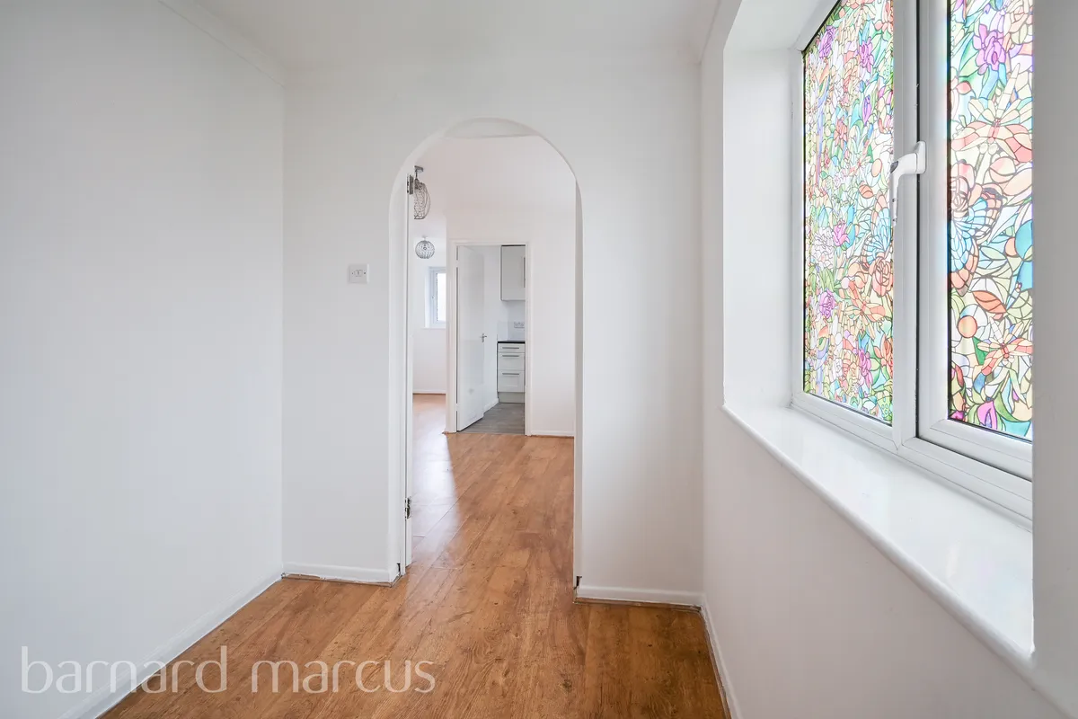 Flat Redford Close in Greater London