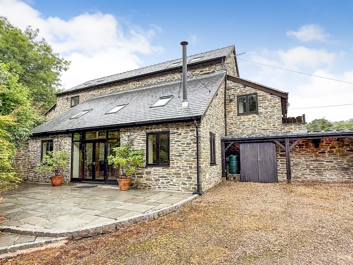 House Tyn Y Cestyll Road in Glyn Ceiriog